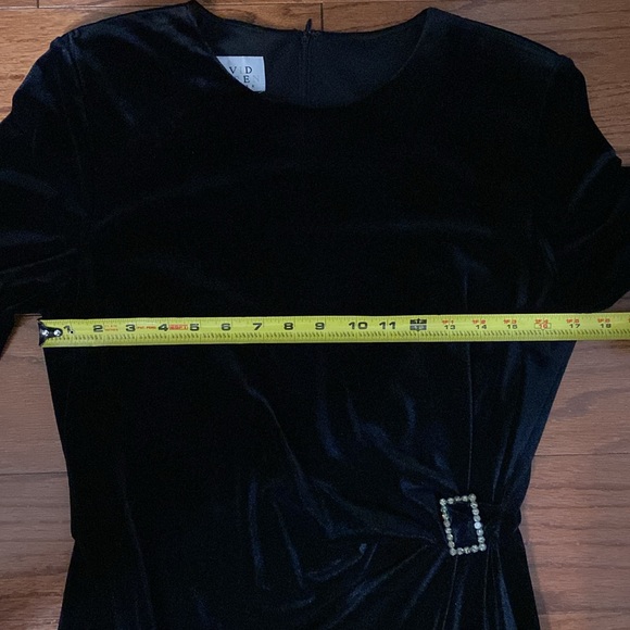 David Warren blk velvet dress w/rhinestone buckle- Size Medium - Picture 8 of 11